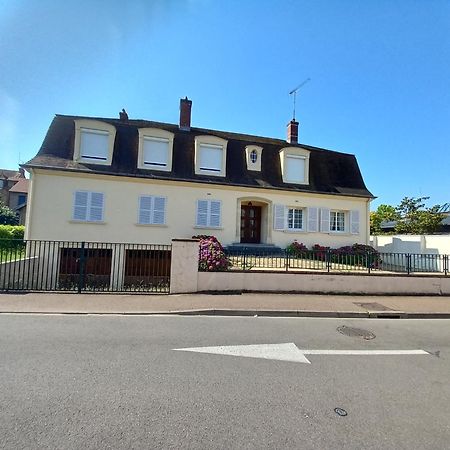 L Escapade Parodienne Paray-le-Monial Kültér fotó